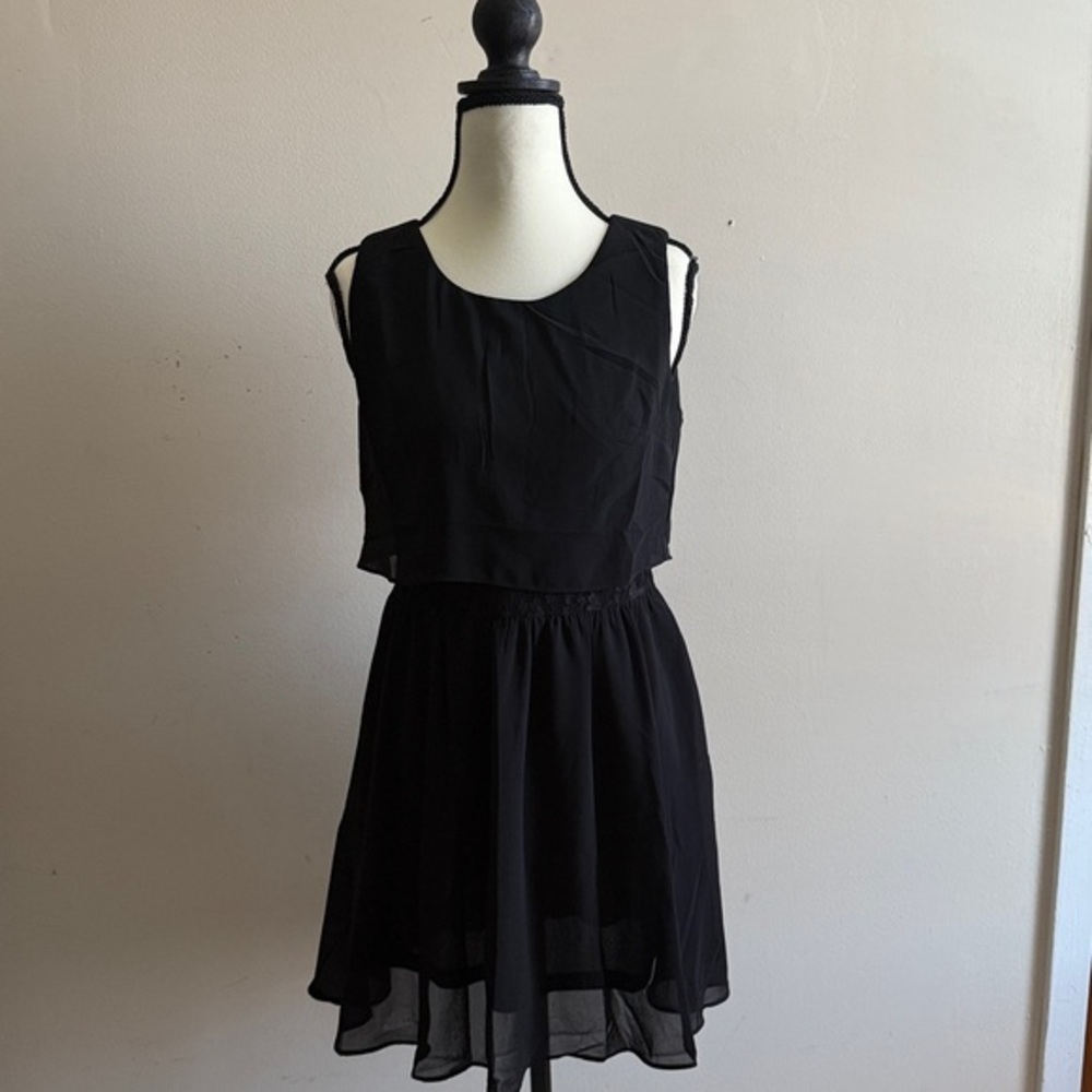 Papermoon Classic Black Midi Dress